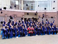 上海財(cái)經(jīng)大學(xué)2017屆MBA研究生畢業(yè)典禮暨學(xué)位授予儀式圓滿舉行