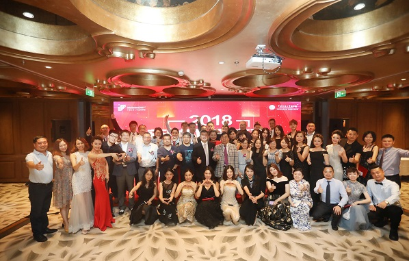 中國傳媒大學經(jīng)管學部商學院2018屆MBA畢業(yè)酒會隆重舉行