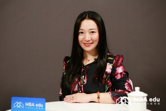 結(jié)合全球與本土資源，培養(yǎng)務(wù)實型商業(yè)翹楚——專訪曼徹斯特大學國際教育中國區(qū)總裁傅瀟霄女士