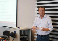 時(shí)空經(jīng)濟(jì)沙龍第38期：“Thinking while driving”成功舉辦