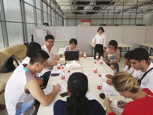 北京理工大學(xué)CIS項(xiàng)目走進(jìn)七彩蝶園