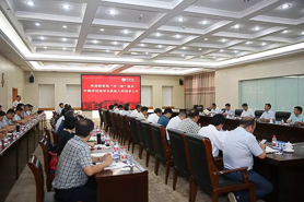 教育部“雙一流”建設(shè)中期評(píng)估專(zhuān)家組蒞臨河南大學(xué)調(diào)研指導(dǎo)工作