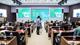 快訊 | 共生成長，為未來賦能——新華都商學(xué)院陳春花教授MBA公開課圓滿落幕