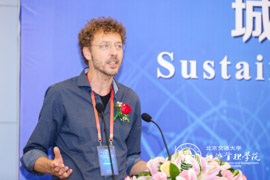 雙渠道投入與建設(shè)  推動城市交通運輸健康發(fā)展 ——“第七屆北京交通大學(xué)運輸與時空經(jīng)濟論壇” Erik Verhoef教授會議專訪