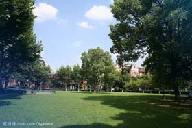 不忘初心 砥礪前行——上海交大安泰經(jīng)管學(xué)院歷屆班長(zhǎng)及聯(lián)系人會(huì)議圓滿舉行