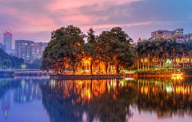 【喜訊】華理商學(xué)院MBA代表隊(duì)在“挑戰(zhàn)杯”比賽中榮獲二等獎(jiǎng)！