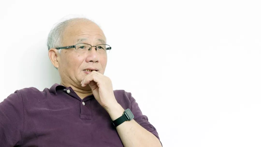 【我與祖國(guó)同成長(zhǎng)，獻(xiàn)禮祖國(guó)70周年華誕】華理商學(xué)院專題報(bào)道二 沈鐵群：為人民服務(wù)不是大道理，是做好工作不能丟的心