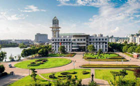 中南財(cái)經(jīng)政法大學(xué)|隔離不隔心,兄弟院校首經(jīng)貿(mào)寒冬送溫暖