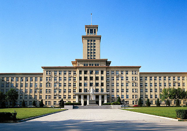 南開大學(xué)MTA師生奏響“戰(zhàn)疫進(jìn)行曲”