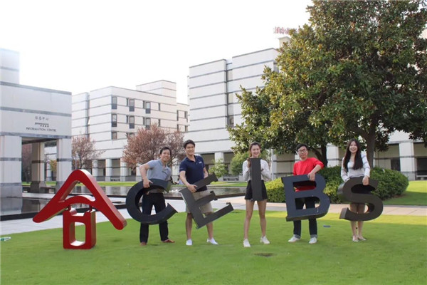 學(xué)生分享 | 看見別人未曾想象過的夢(mèng)