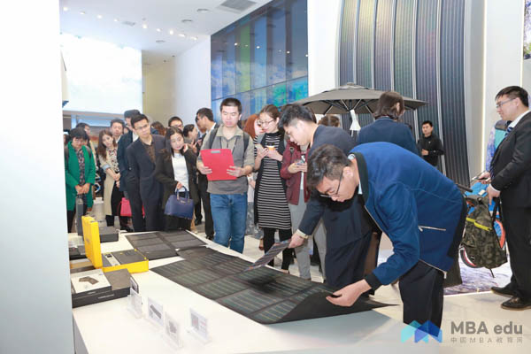 1523606386871123.jpg 央財(cái)企業(yè)行 (13)-4.jpg