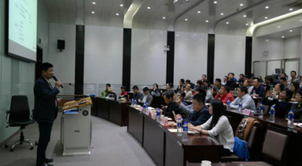 1523869466344658.jpg 20180416-blob4363682.jpg