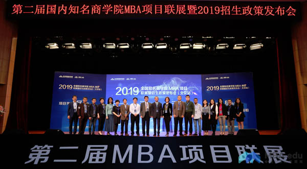 1524541887872309.jpg 領(lǐng)導(dǎo)-2 (1).jpg