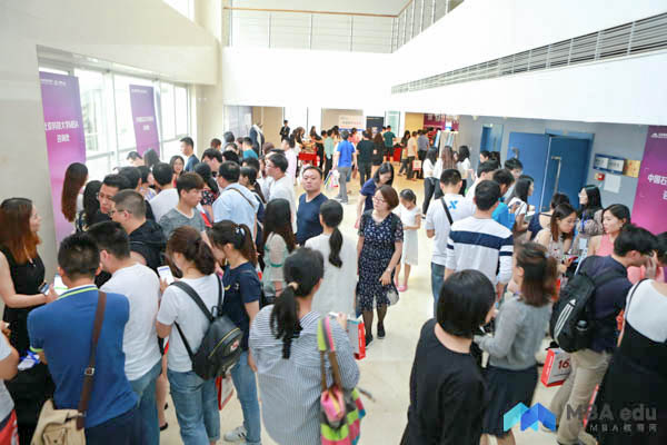 1527487312388887.jpg 會后咨詢-8-10.jpg