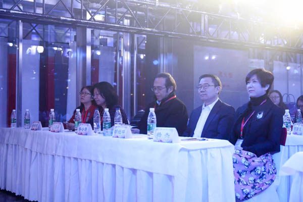 1533632482644286.jpg 20180108165311_52619-1.jpg