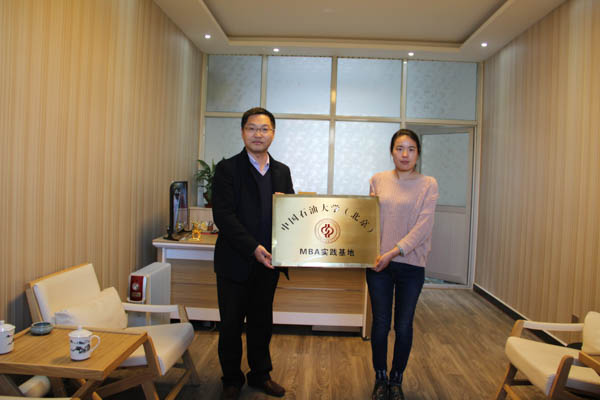 1534406028736005.jpg 1524463958825243-2.jpg