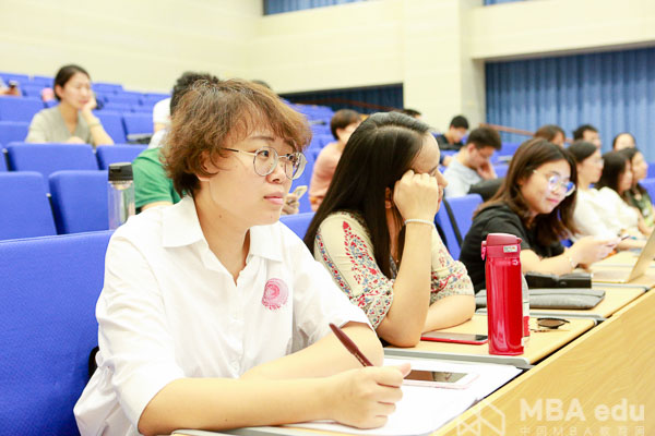 1537182386943754.jpg MBA.edu-5.jpg