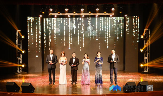 1541576105660667.jpg 1541576105660667.jpg