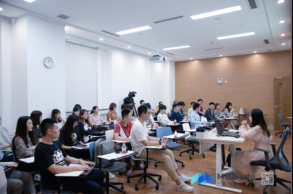 1559784150541874.jpg MBA.edu (1 - 9).jpg