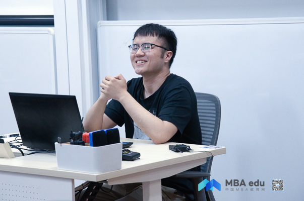 1559784305980600.jpg MBA.edu (7 - 9).jpg