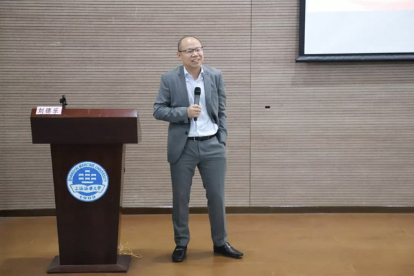 1567417472636640.jpg MBAedu (21 - 23).JPG