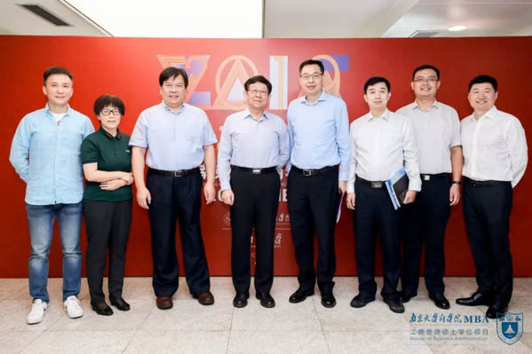 1567996565372375.jpg 2.jpg