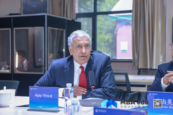 1571736918440203.jpg 3美國密蘇里大學(xué)商學(xué)院院長AjayVinze教授-9.jpg