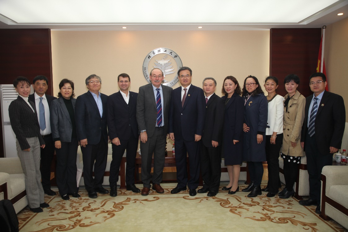 1574674114528318.jpg 1574674114528318.jpg