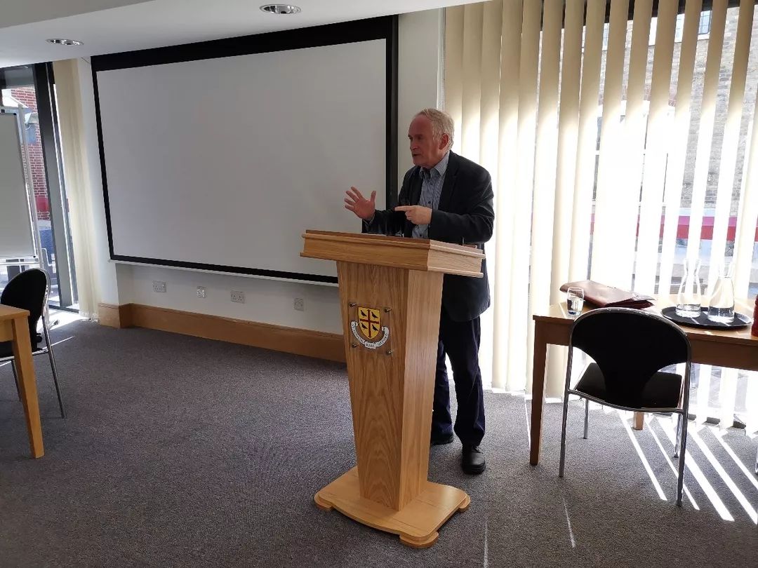 1571054642123065634.jpg 1571054642123065634.jpg