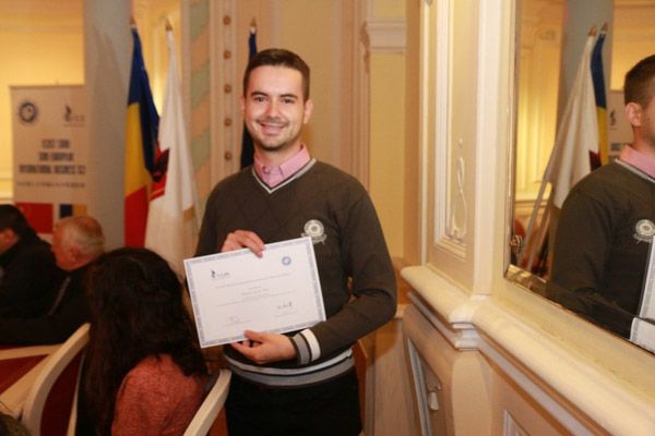 1577359903296307.jpg 3.jpg