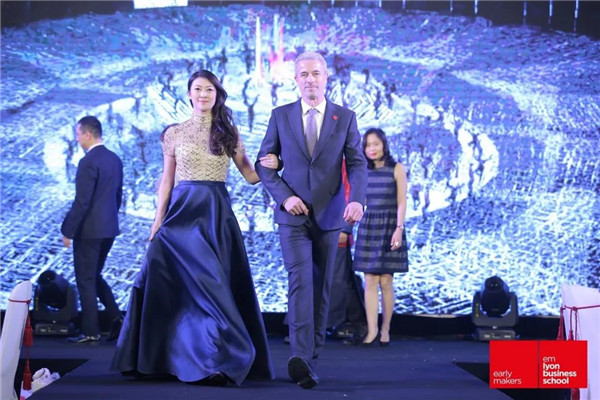 1586840066552408.jpg z22.jpg